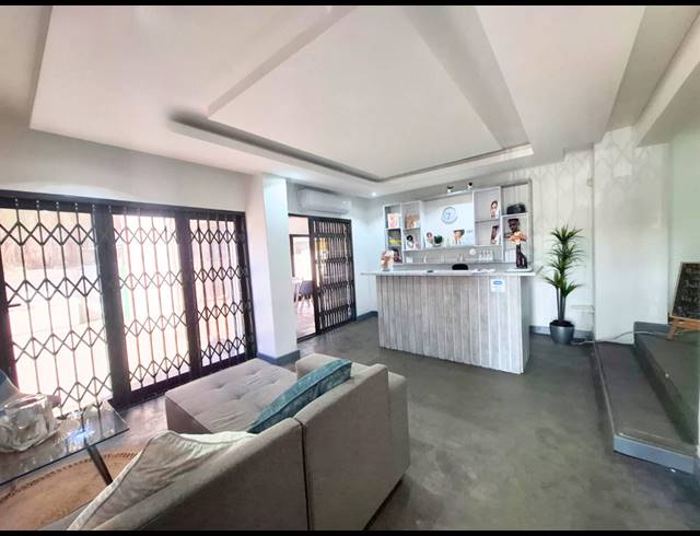 300M² RETAIL FOR SALE IN VANDERBIJLPARK SE 2